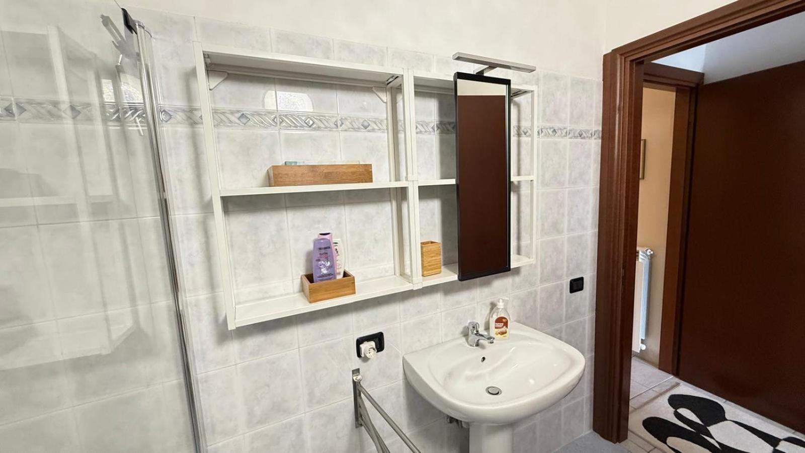 1-Bedroom Apartment Bello Posto Acquaseria Kültér fotó
